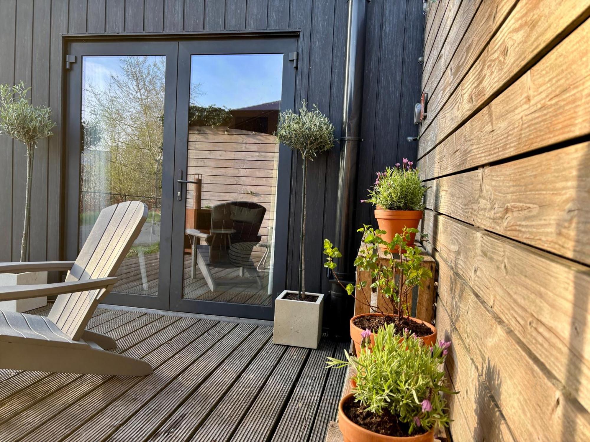 Romantisch Huisje Met Houtkachel & Airco Op 2,5Km Van Zee Groede Exterior foto